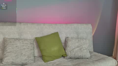 Isabella online show from April 1, 2:47 pm