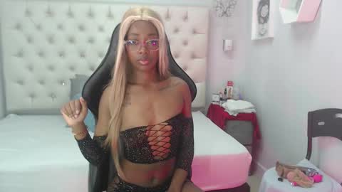 Candy Ebony online show from November 12, 5:54 am