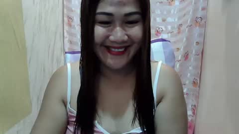 candyyonah03 online show from August 10, 1:43 am