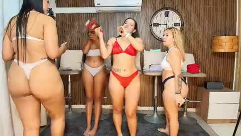 Sara online show from December 2, 11:08 am