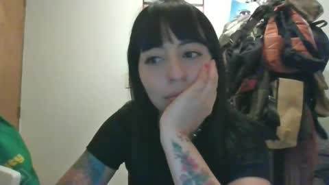 canelastar online show from April 24, 10:56 pm