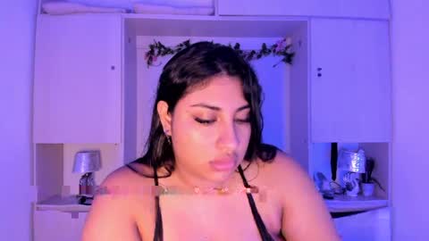 GABRIELA LOPEZ online show from June 8, 7:59 pm