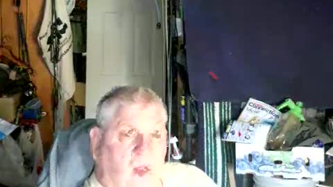 canoelicker69 online show from February 16, 7:23 pm