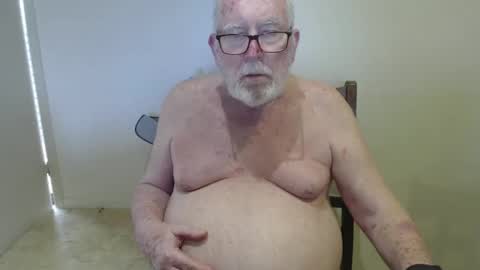 capt5105 online show from January 26, 11:39 pm