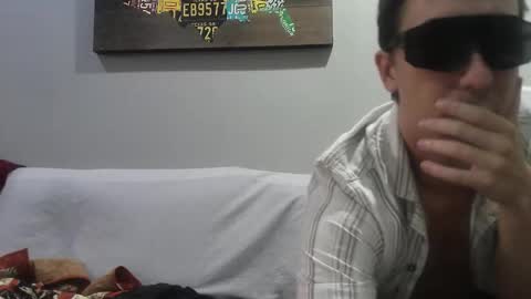captain_chris8 online show from October 14, 1:52 am