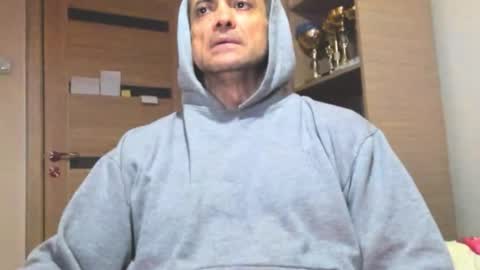 Laz online show from November 20, 10:58 am