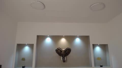 carla and robert online show from February 9, 1:14 pm