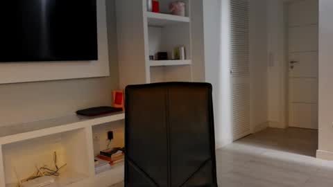 carla_secretary online show from November 23, 2:37 pm