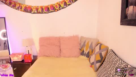 Carla Wet18 online show from October 14, 3:59 pm