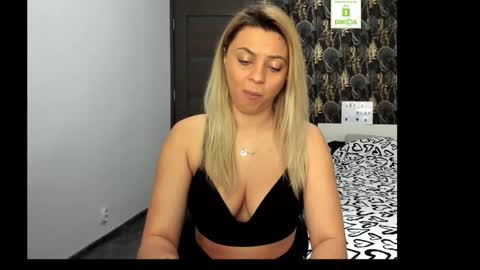 CarlaStaceFun online show from March 31, 6:03 am