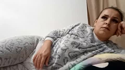 Snapshot of carlasweet00 chatting on October 8, 5:13 am carlasweet00 online show from October 8, 5:13 am