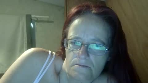 carleeswoman08 online show from June 26, 11:37 am