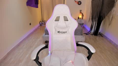 Alejandra online show from October 16, 1:49 am