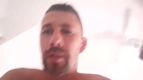 Snapshot of carloscadiz11 chatting on October 9, 2:44 pm carloscadiz11 online show from October 9, 2:44 pm