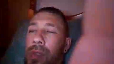 Snapshot of carloscadiz11 chatting on October 5, 11:45 pm carloscadiz11 online show from October 5, 11:45 pm