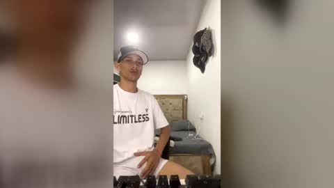 carlossmi01 online show from July 3, 11:31 pm