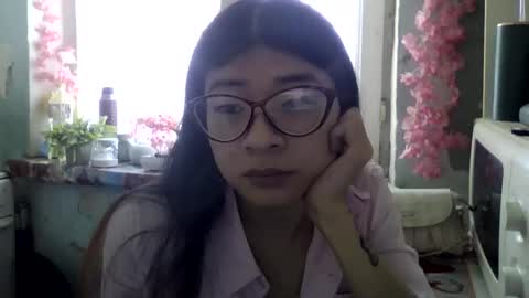 CarlyJoy online show from April 10, 10:09 am