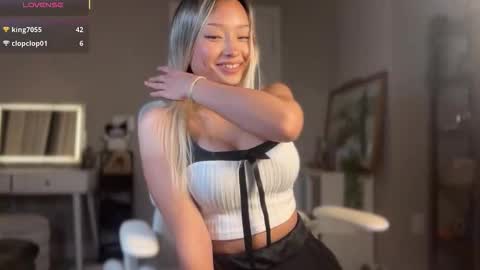 carmenxrose online show from October 21, 1:33 am