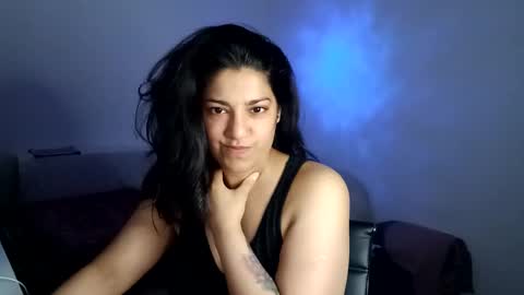 Snapshot of carmincarmenere chatting on October 18, 2:32 pm CarminCe online show from October 18, 2:32 pm