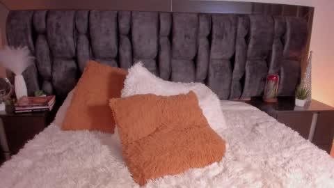 Carol  online show from May 22, 4:08 am