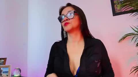 CAROL online show from November 11, 3:25 pm