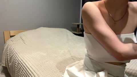 Lisa online show from April 3, 1:51 pm