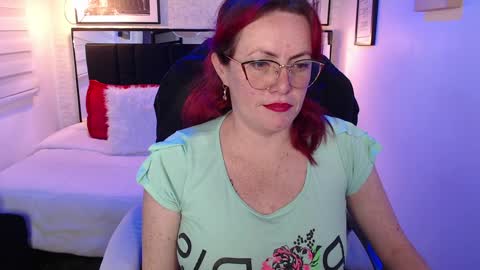 Carolin  online show from December 12, 11:03 pm