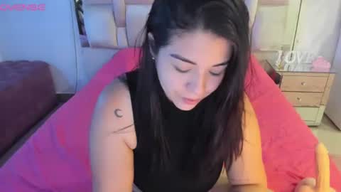 caroline online show from March 4, 3:11 am