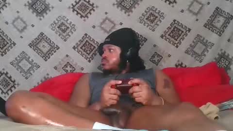 carolinayungin96 online show from February 4, 5:11 am