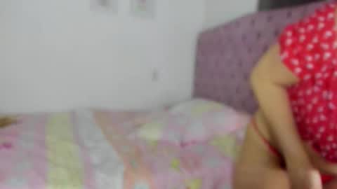 Snapshot of carolinewhite01 chatting on September 19, 12:04 am Caroline  online show from September 19, 12:04 am