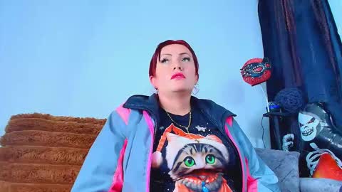 Carolinhe  online show from November 3, 5:36 pm