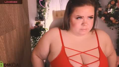 caroll_li online show from November 14, 2:58 am