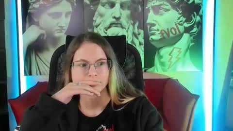 carrie_roses online show from September 16, 4:15 am