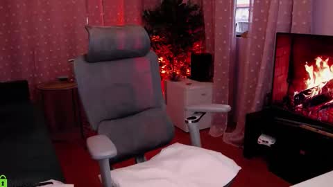 Carrie online show from December 2, 5:59 am