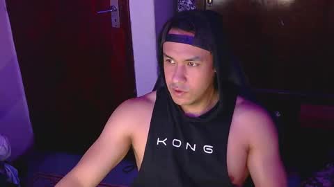 Snapshot of casas_oom chatting on March 1, 4:58 am online show from March 1, 4:58 am