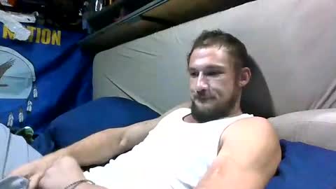 okiedadd online show from October 28, 8:15 am