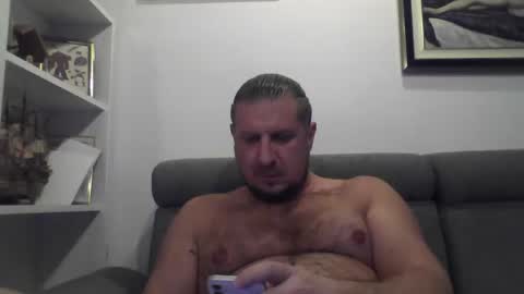 cashmaster33 online show from January 9, 8:25 pm