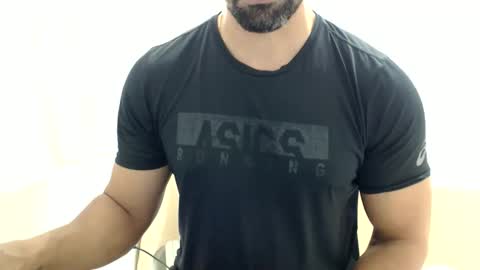 cashmastermuscle77 online show from June 3, 6:13 pm