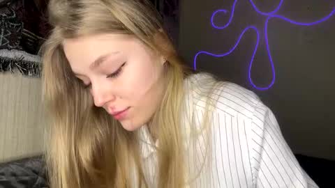 Cassandra online show from February 27, 3:15 pm