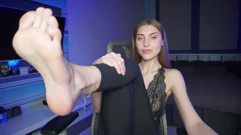 Seductress Cassia  FINDOM AND SADISM  NO NUDE online show from October 19, 6:12 pm