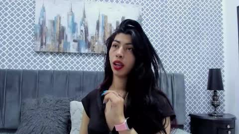 Snapshot of cassie_bloom chatting on October 23, 10:54 pm cassie_bloom online show from October 23, 10:54 pm