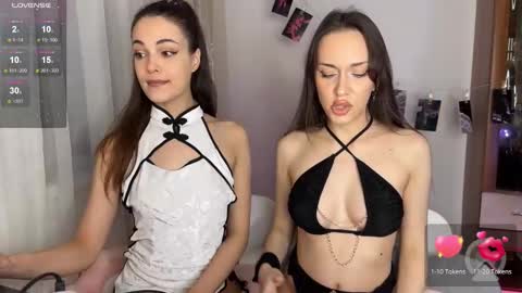 Cassie I really want Lovense Camera - check my wishlist    online show from November 21, 8:40 pm