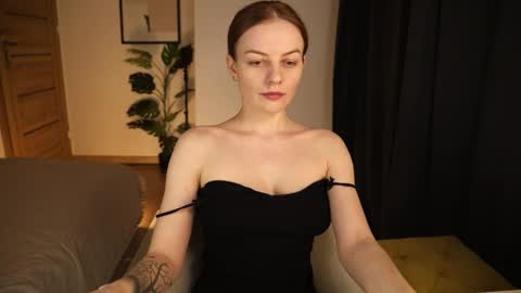 Cassie online show from March 1, 7:18 pm