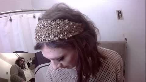 Cassiemichelle online show from December 15, 2:13 pm