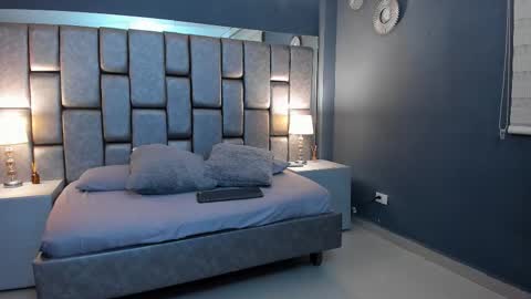 Snapshot of cata_joness chatting on September 17, 3:43 am Cata Joness My schedule 2200 - 0500 GMT -5 online show from September 17, 3:43 am