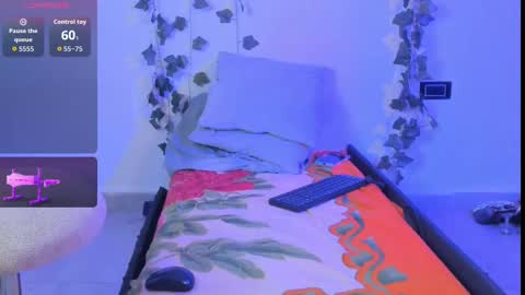 cataleya19__ online show from October 18, 9:57 am