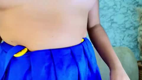 Catalina online show from December 13, 7:53 pm