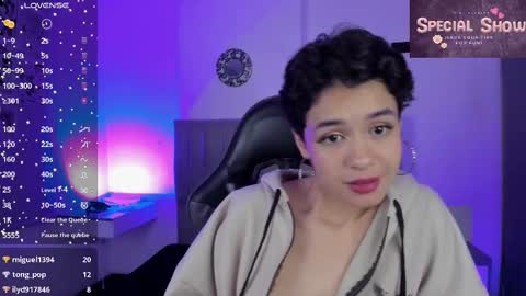 Cat  online show from February 12, 11:09 pm