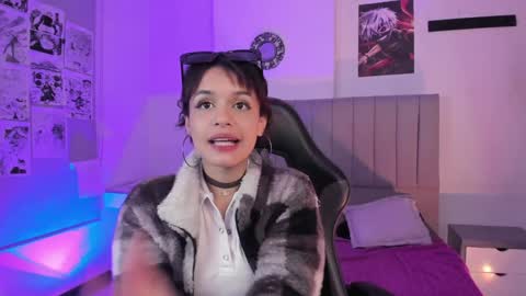 Cat  online show from January 11, 2:09 am