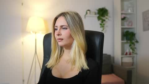 catecrago  online show from November 5, 9:00 am